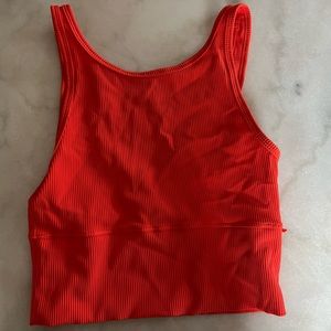 Lululemon tank